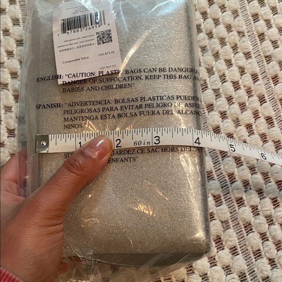 NWT Kate Spade Shimmy Glitter Small Cosmetic Case (Lunar Light Silver) - Picture 13 of 13